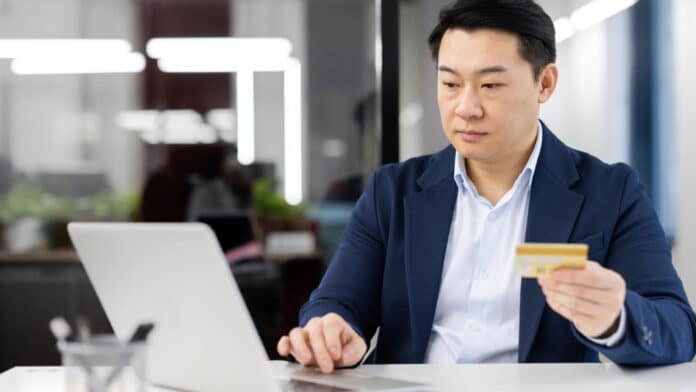 Banque professionnelle en ligne : banque en ligne, néobanque ou fintech, comment choisir en 2026 ?